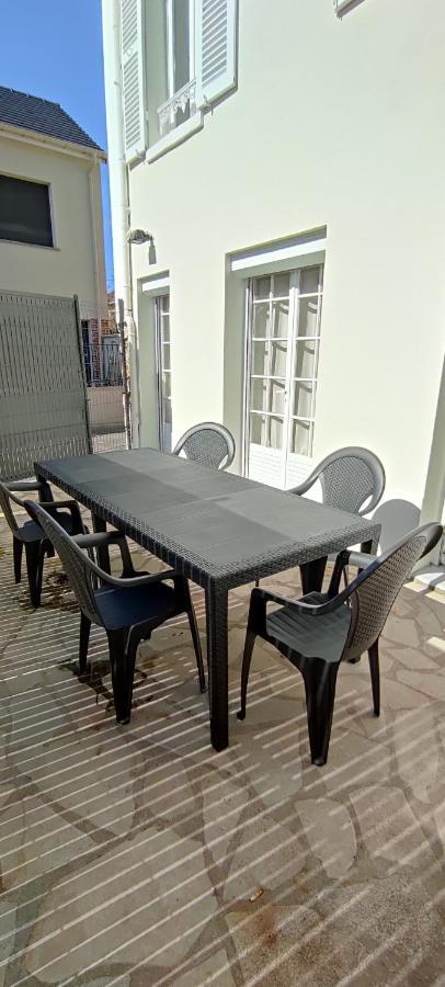Poissy Appartements Cosy Exterior foto